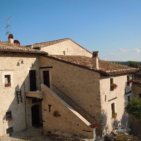 La Casa Su Le Dimore Del Borgo 산토스테파노디세싸니오 외부 사진